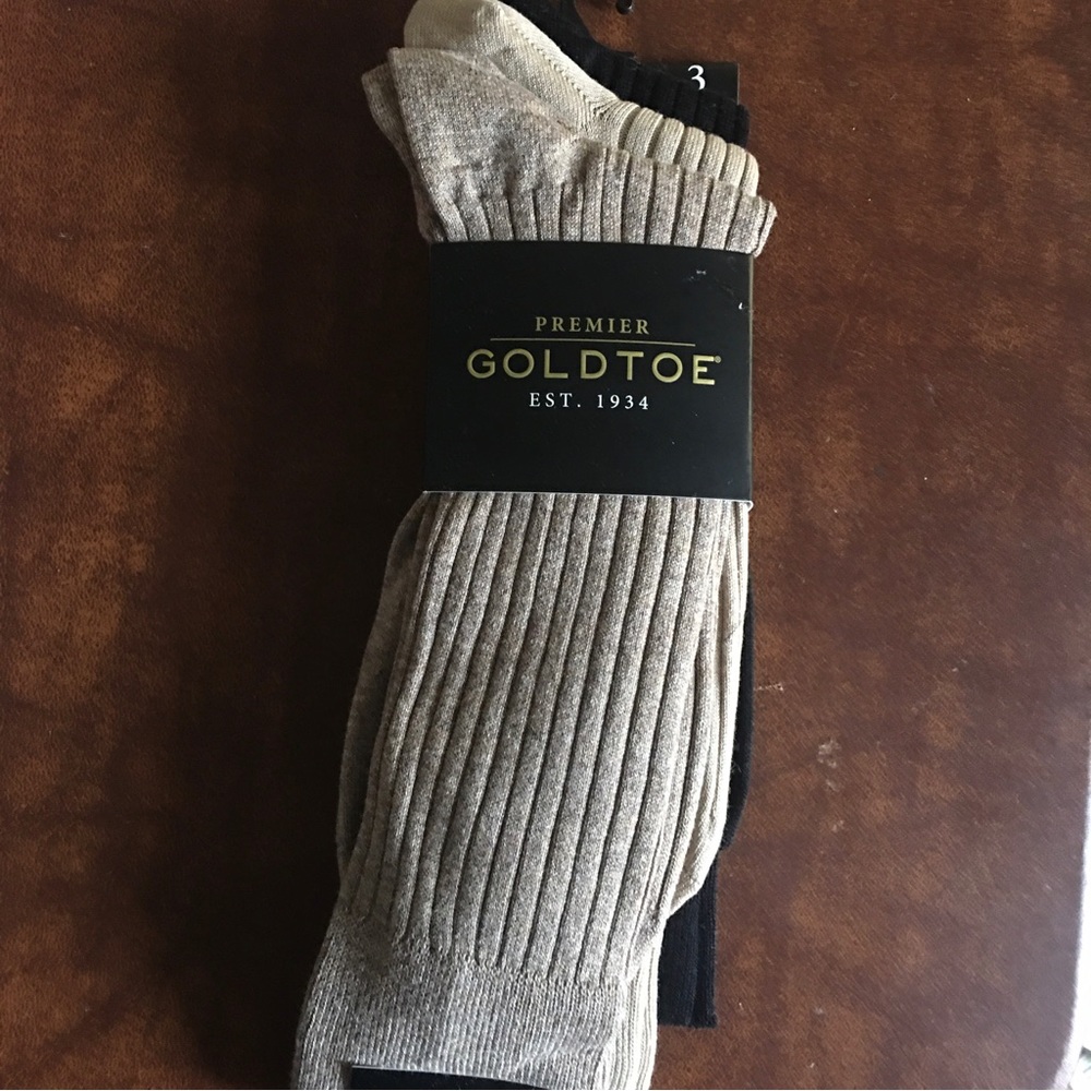 NWT 3 pairs gold toe socks